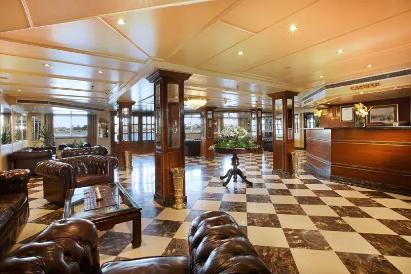 MS La Traviata Salón Bar Biblioteca | Egypt For Travel